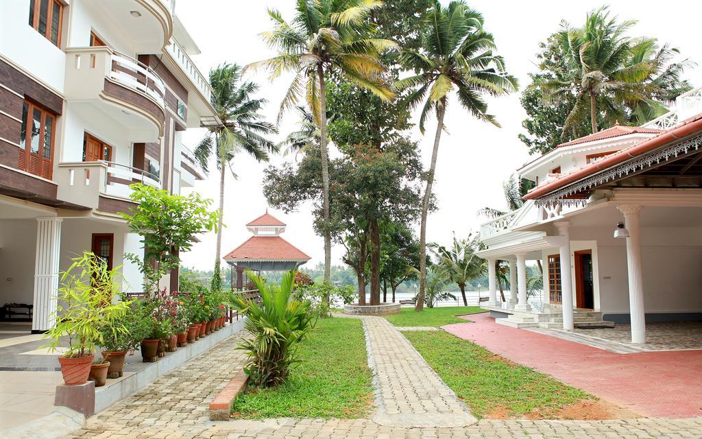 The Health Village Alwaye Екстер'єр фото