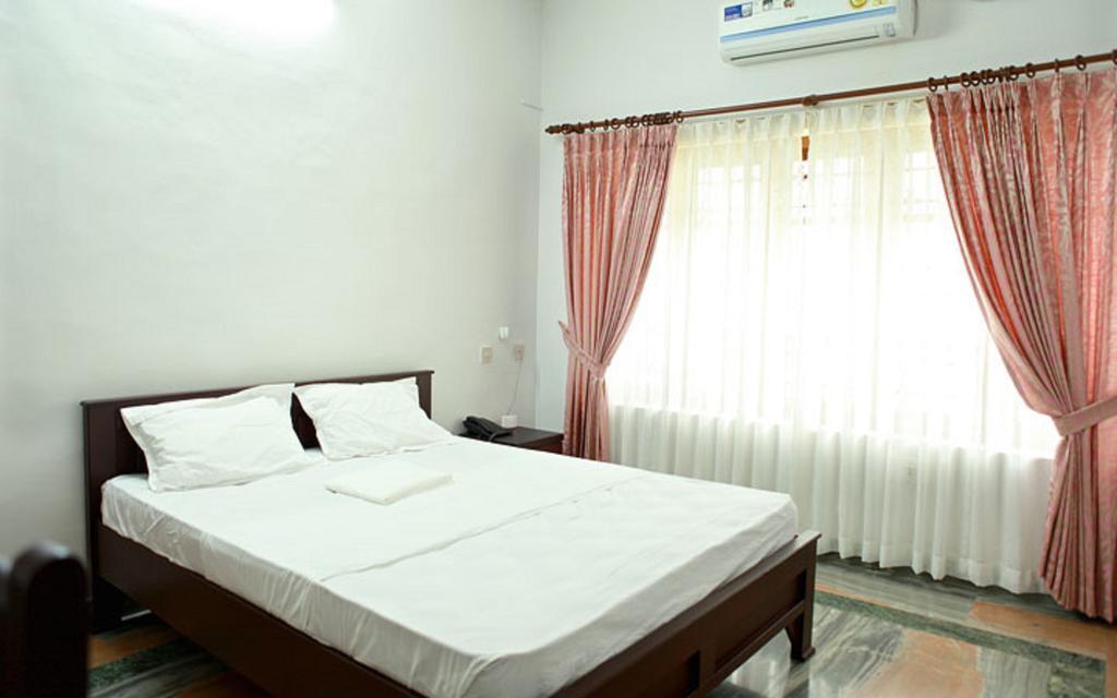 The Health Village Alwaye Номер фото